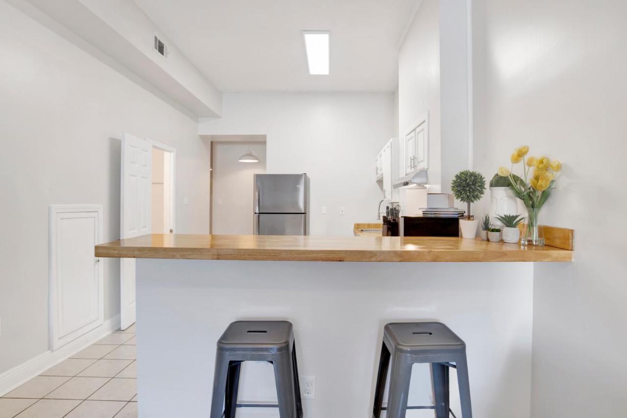Appartement Stars On State In The Heart Of Downtown à Mobile Extérieur photo